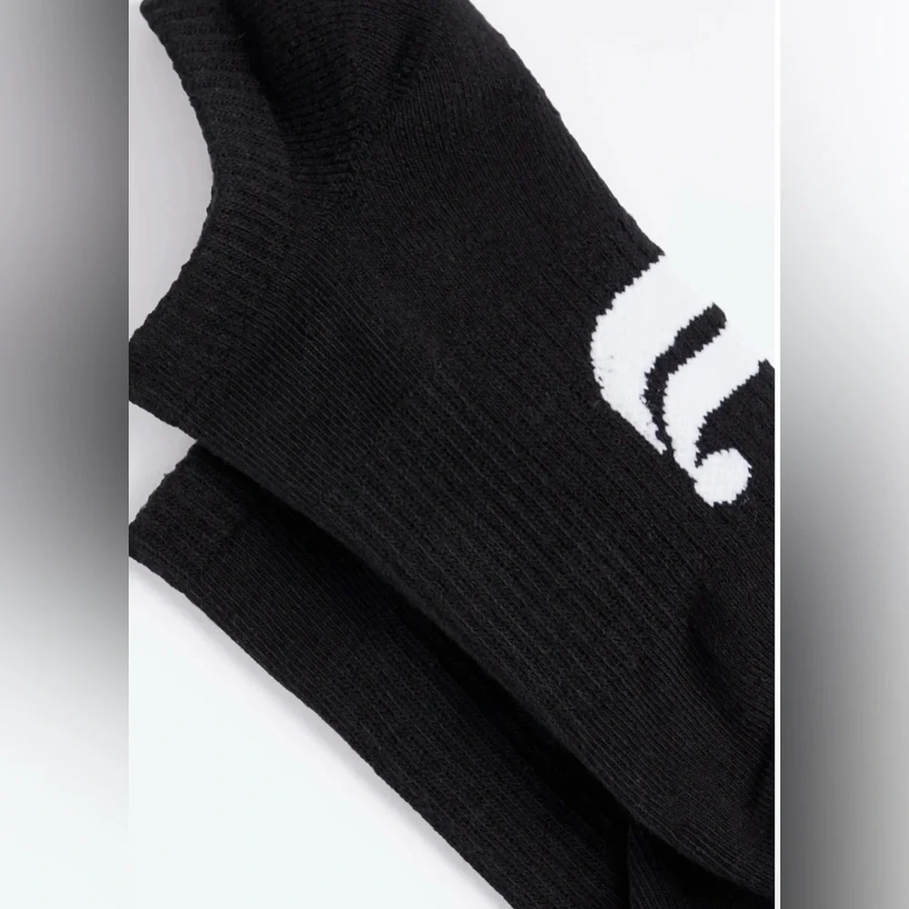 NWT, Fabletics, The Everyday Ankle Sock, Black, L/XL, Classic‎ Grey Heather,M/L